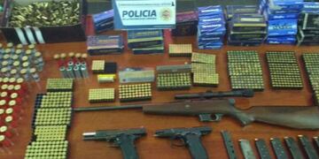 Se secuestraron diferentes armas y municiones\u002E