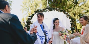 Casamiento judío rompió la cuarentena (Web)