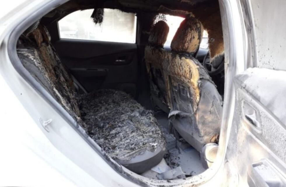 Falleció el chofer que quedó atrapado en el auto cuando se incendió