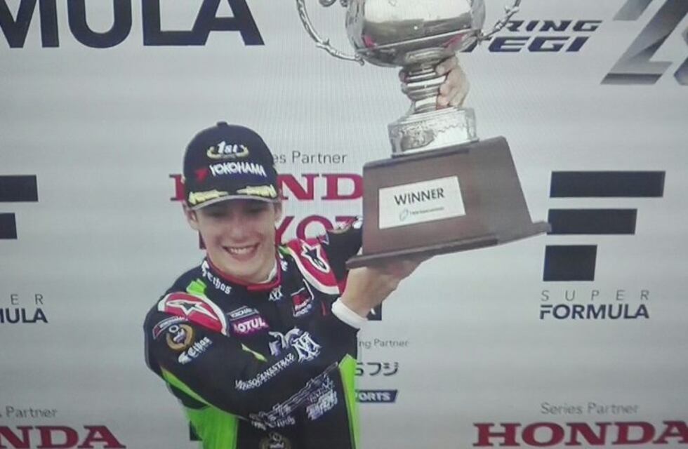 Sacha Fenestraz, ¡campeón de la Fórmula 3 Japonesa!