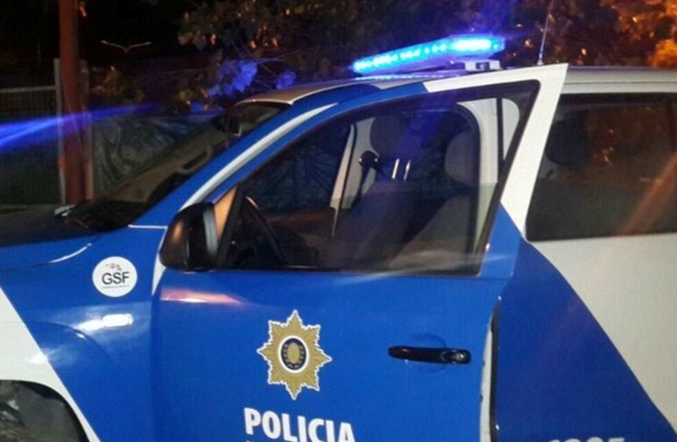 Detuvieron a ocho jóvenes que llevaban cocaína y marihuana en la puerta de un boliche