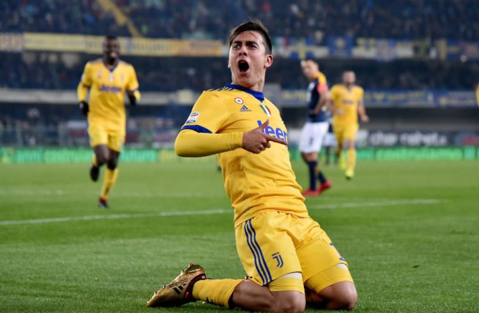 Douglas Costa: Dybala será uno de los tres mejores del mundo