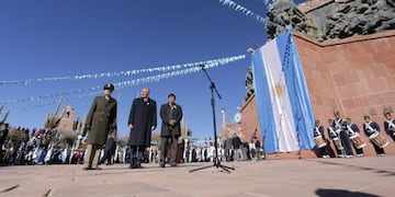 El gobernador Morales, junto al jefe de la Guarnición Ejército Jujuy y el intendente humahuaqueño Leonel Herrera\u002E