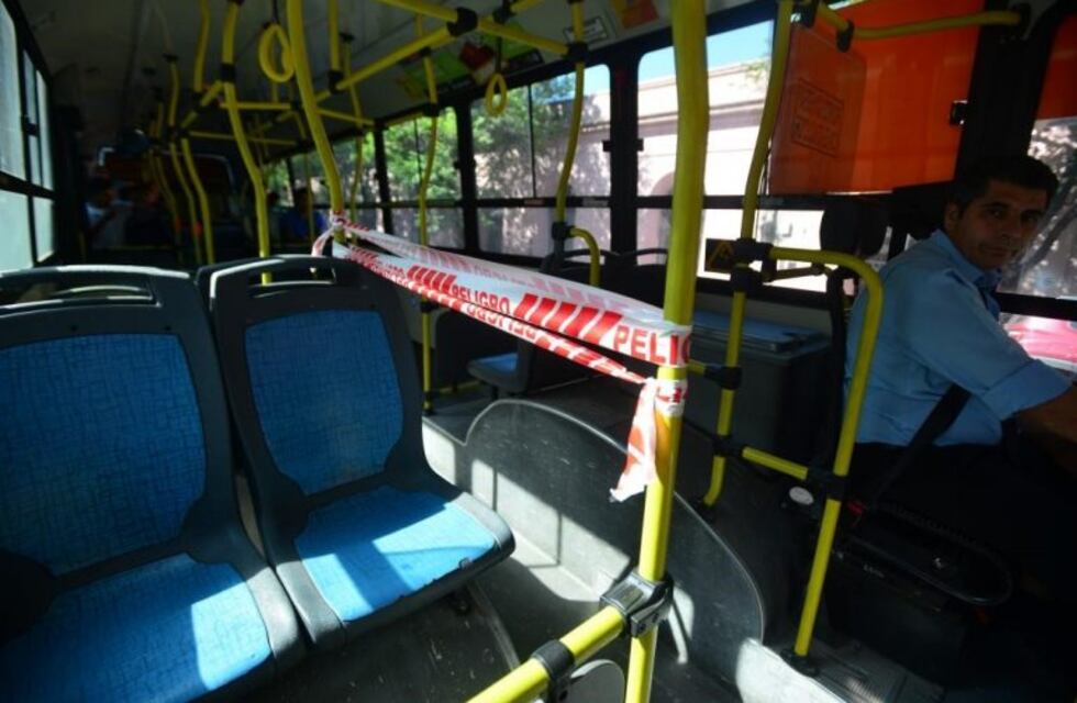 Colectiveros ratificaron la continuidad del paro por tiempo indeterminado