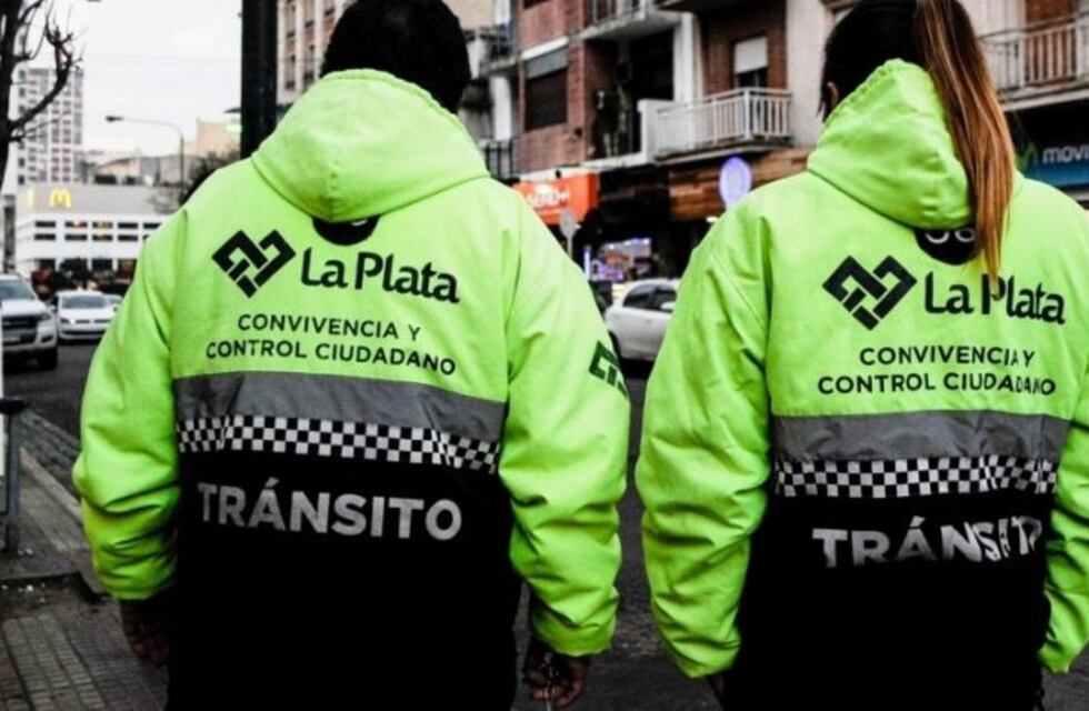 Otra fuerte agresión a un agente de tránsito en la ciudad