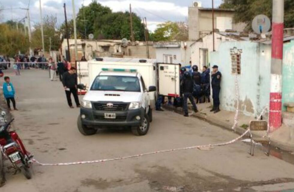 Cómo fue la pelea entre bandas que terminó con una mujer asesinada