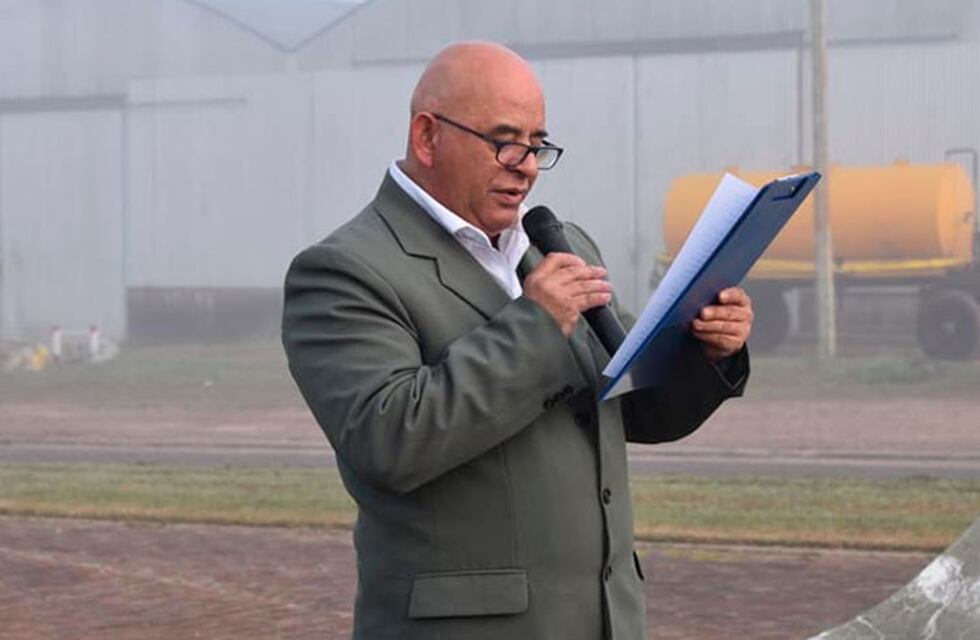 Reclamo y movilización en Gilbert reclamando la detención del intendente “Imputado por abuso sexual”