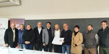 Colonia Bicha tendrá 22 k,m de ripio que le garantizarán transitabilidad