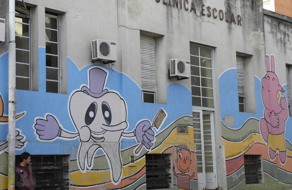 Paraná: buscan refuncionalizar la Clínica Escolar para que funcione como centro de salud