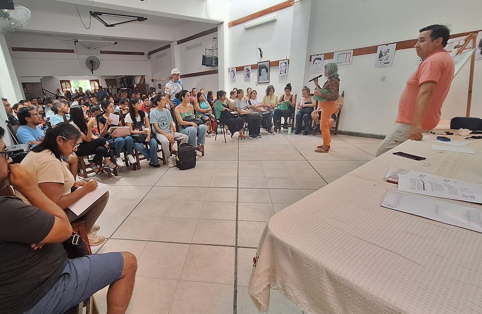 Inicio de clases en Jujuy con maestros en las aulas y paro de profesores