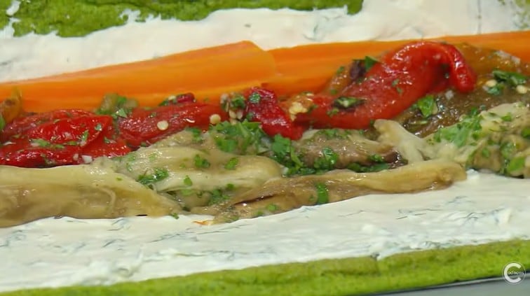 Cómo hacer pionono salado y color verde para estas Fiestas: la receta infalible de Gladys Olazar, de Cocineros Argentinos