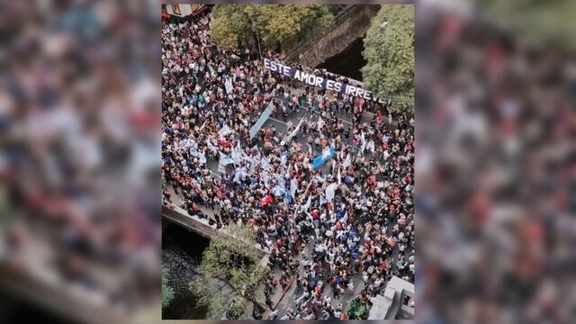 Desde Colón y Cañada, seguidores de la Vicepresidente se movilizaron para demostrar su apoyo.