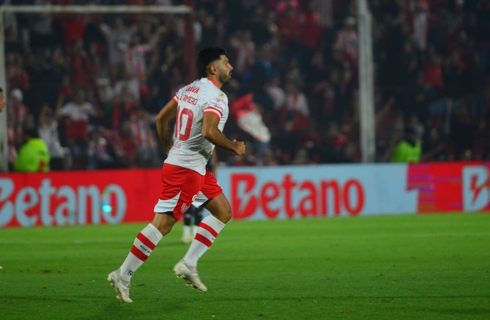 Los goles de Instituto, justo cuando los hinchas perdían la paciencia y había incidentes