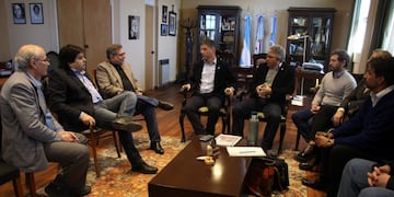 Reunión entre autoridades de UNLaR y Diputados Nacionales del PJ