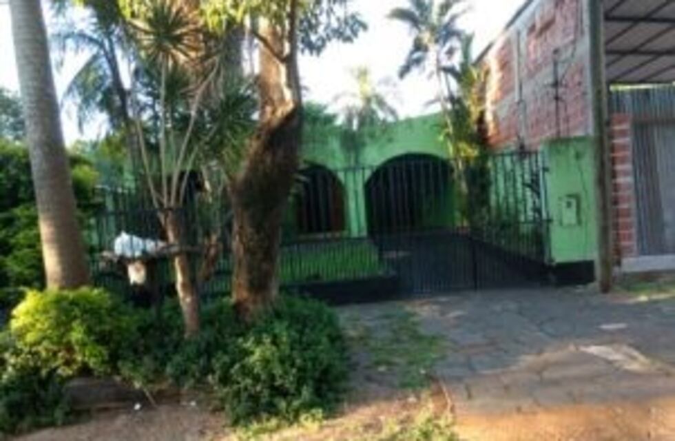 Mejora la mujer baleada y buscan a los asaltantes