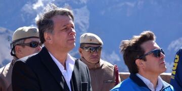 El intendente Daniel Orozco y el alcalde Manuel Rivera Martínez en el nuevo aniversario del monumento Cristo Rednetor\u002E