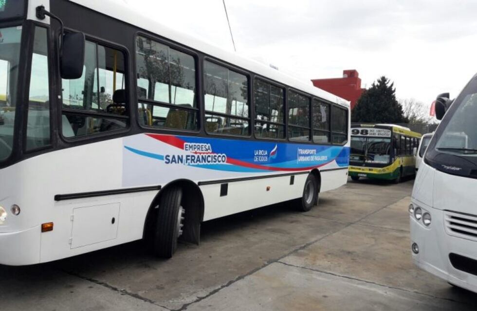 En La Rioja sigue el conflicto en el transporte y la UTA no descartan ir al paro