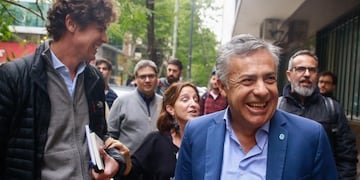 Alfredo Cornejo estuvo junto a Martín Lousteau en Buenos Aires para la presentación del libro \