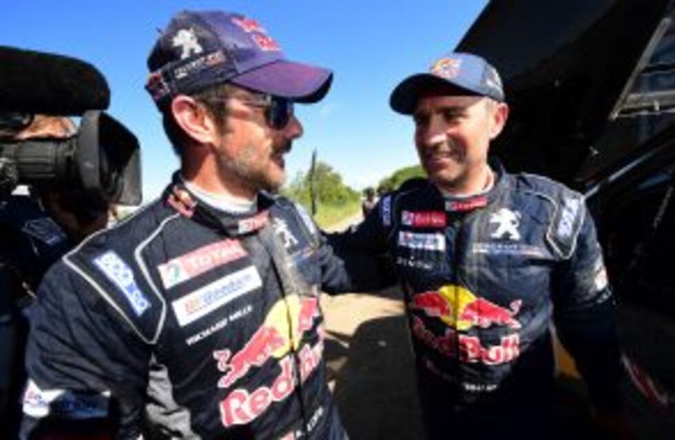 Dakar: Loeb se llevó la penúltima etapa en Autos, pero Peterhansel acaricia un nuevo título