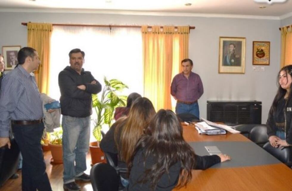 El intendente recibió a alumnos del colegio secundario N° 12