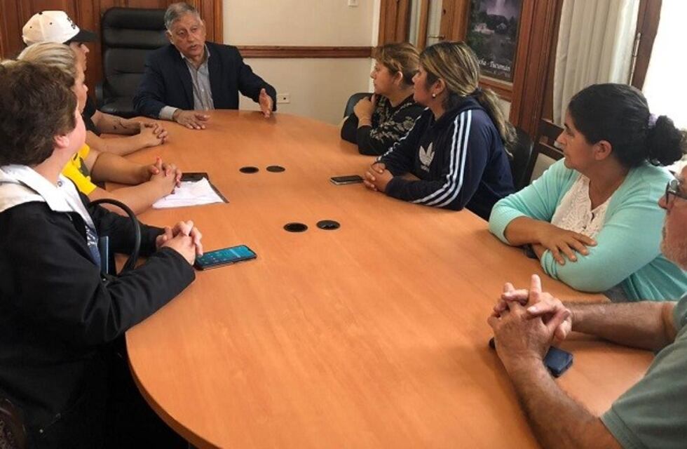 El Gobierno recibió a miembros de la organización Tucumán en Marcha