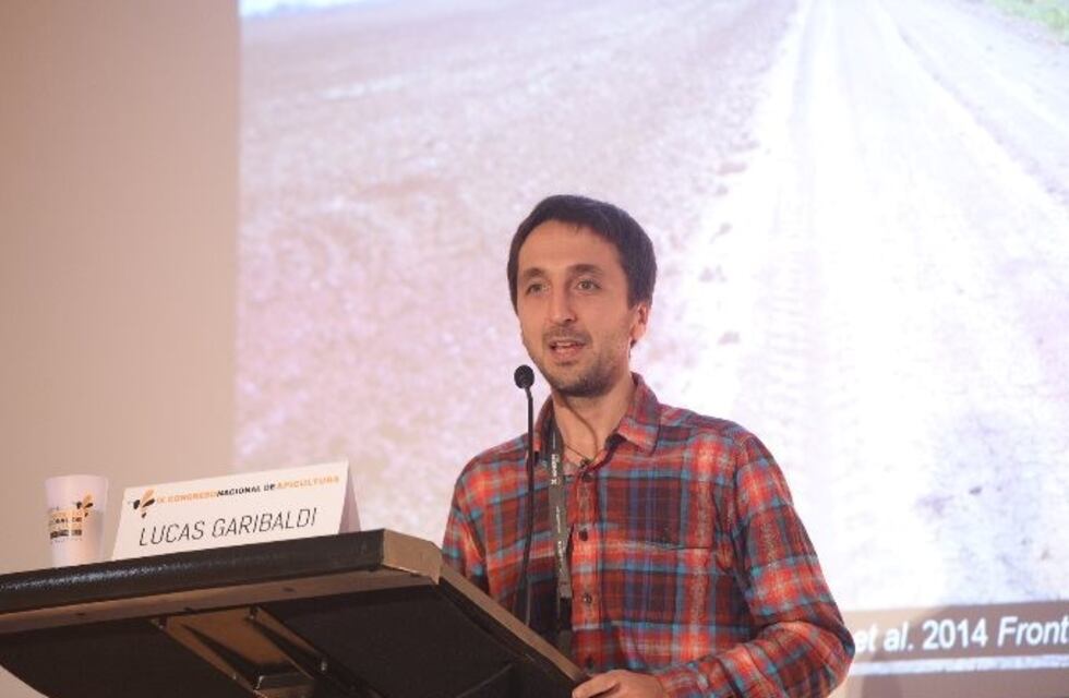 Un docente de la UNRN fue premiado por la fundación Bunge y Born