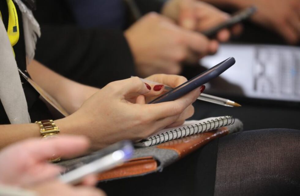 Un nuevo corte en la fibra óptica dejó incomunicada a la provincia por más de ocho horas