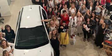 Día de la Mujer, 2020, alrededor del tema autos\u002E