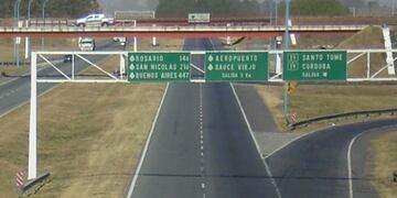 Cinco empresas se presentaron para la segunda etapa de repavimentación de la autopista a Santa Fe\u002E El gobierno provincial realizó la apertura de sobres para la obra, que cuenta con un presupuesto oficial de más de 306 millones de pesos\u002E