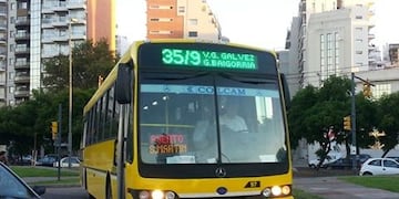 Colectivo de la línea 35/9 de la empresa Rosario Bus\u002E
