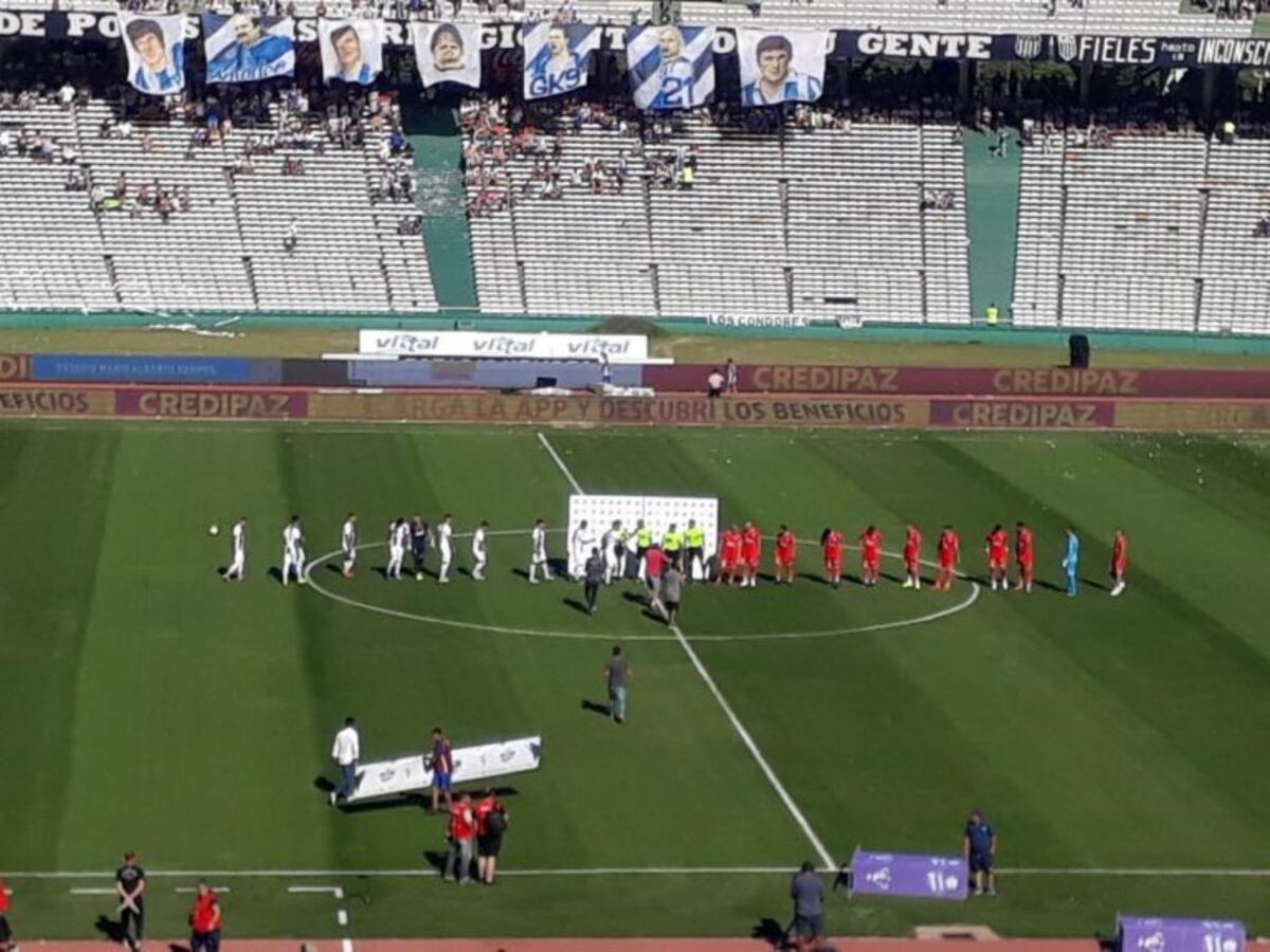 La Gasparni despoblada\u002E Poco público de la T ante el Globo\u002E