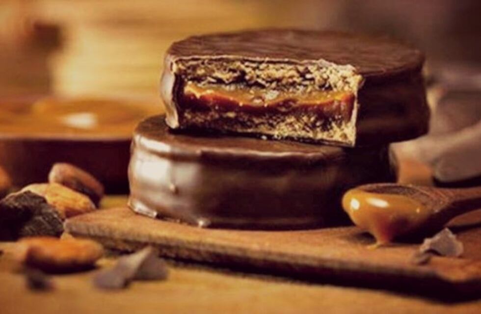 Prohíben una marca de alfajores de chocolate