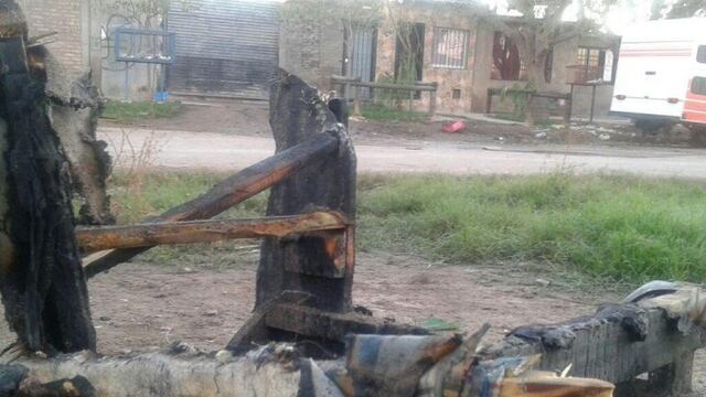Una niu00f1a de dos au00f1os muriu00f3 en un incendio en Guaymallu00e9n. (Gentileza: diario El Sol)