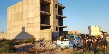 Encontraron un cuerpo en Las Grutas\u002E