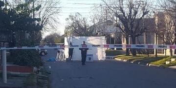 Un hombre hallado muerto en la zona de Castelli al 2900 de Santa Fe\u002E (@movil_kike)