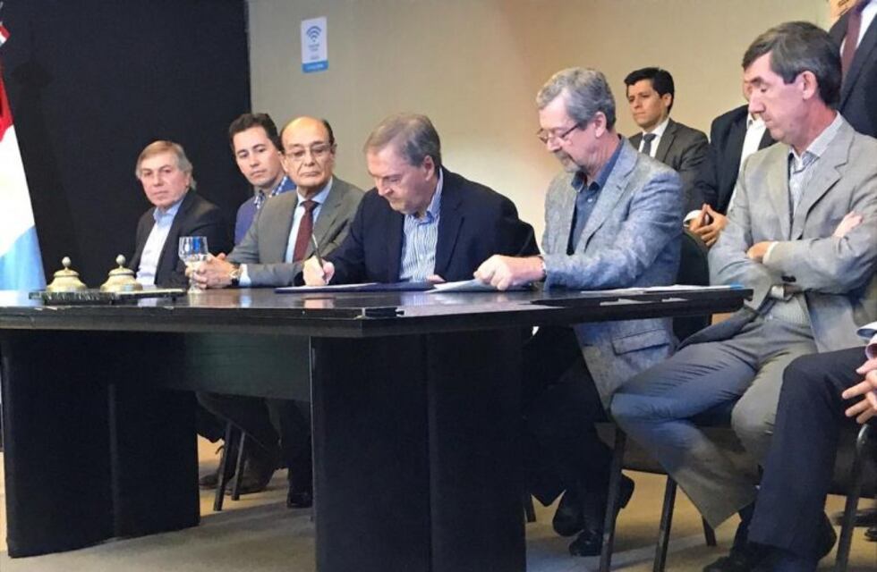 Lanzan un plan para financiar 60 nuevos parques industriales y tecnológicos en Córdoba