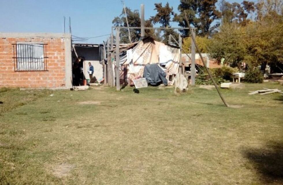 Asesinó a sus hijas gemelas y mantuvo secuestrada a su mujer para que no lo denunciara