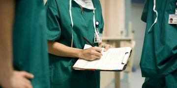 Buscan médicos residentes en TDF\u002E