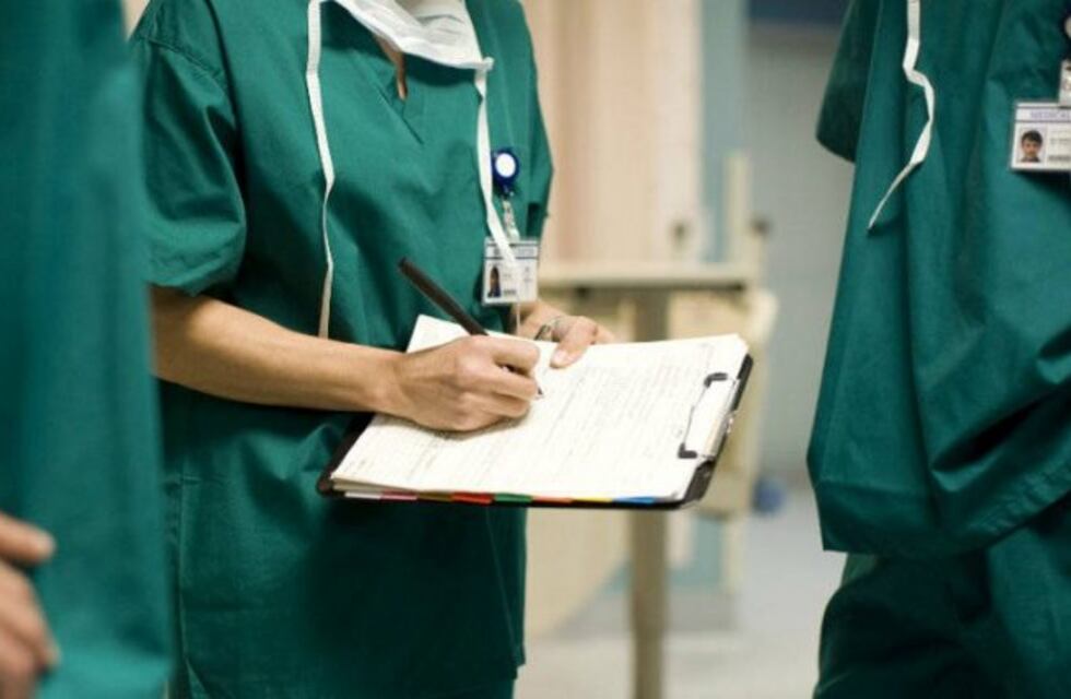 Lanzan una nueva convocatoria para radicación de médicos en el interior