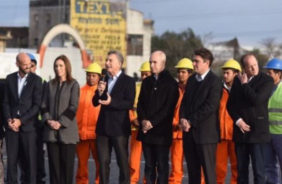 Macri, Vidal y Larreta inauguraron un nuevo tramo del viaducto de puente La Noria