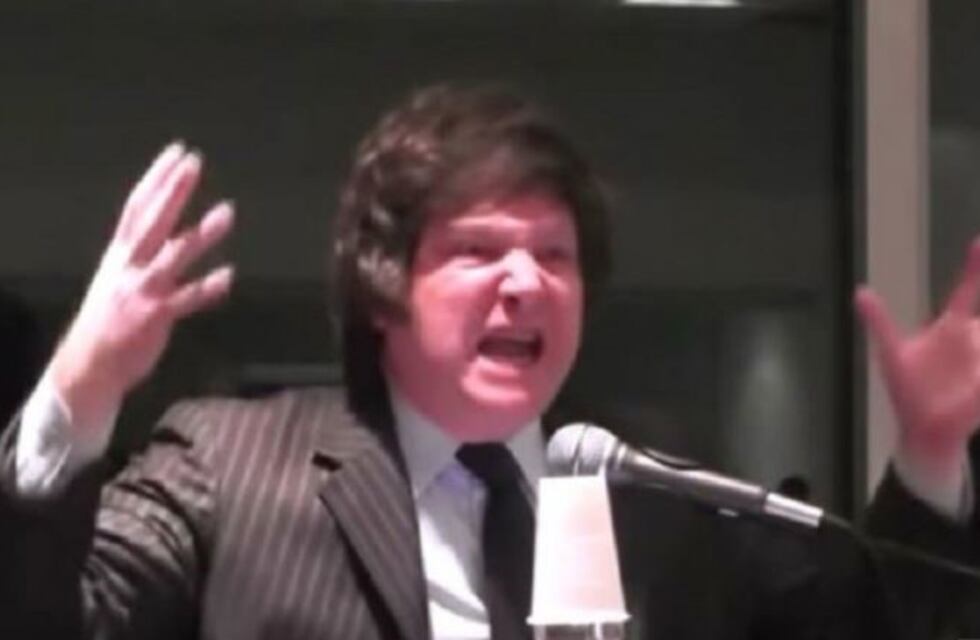 La furia del economista Javier Milei contra una periodista: "Sos una burra"
