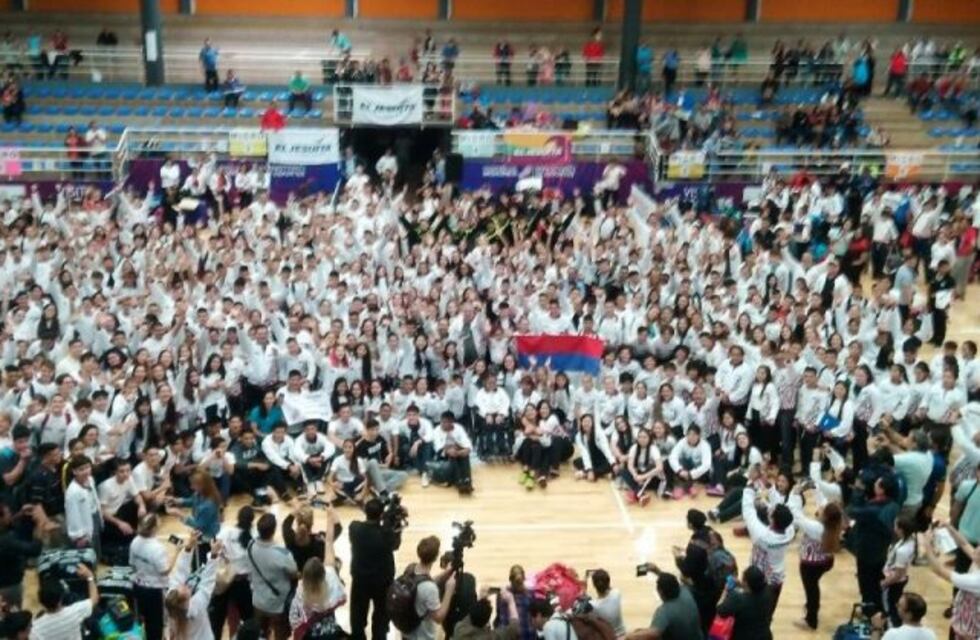 Despedida a más de 800 chicos que van a competir en los Juegos Evita