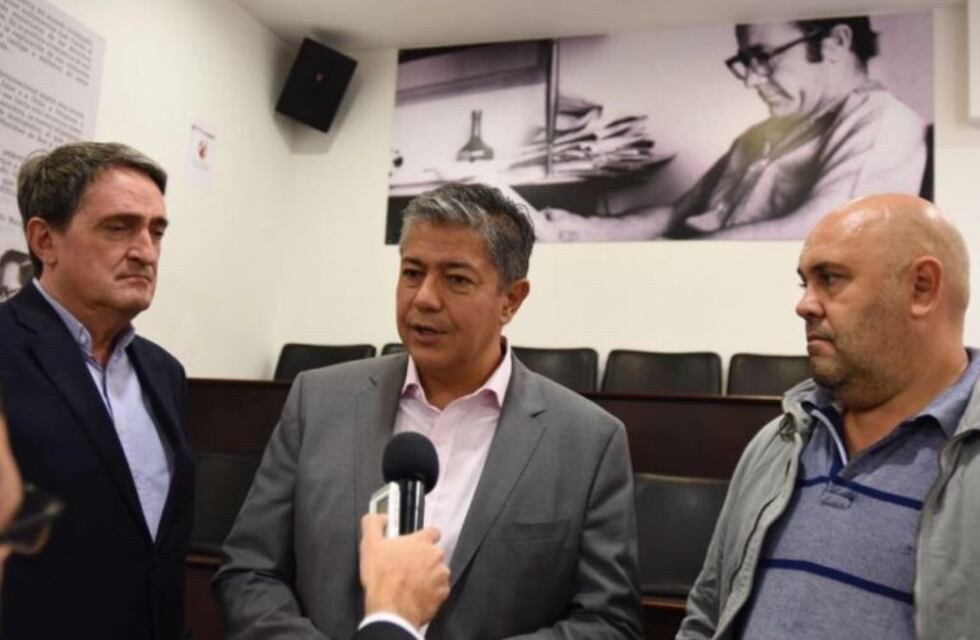 Reconocimiento a Rodolfo Walsh: pusieron su nombre en la sala de prensa de la Legislatura