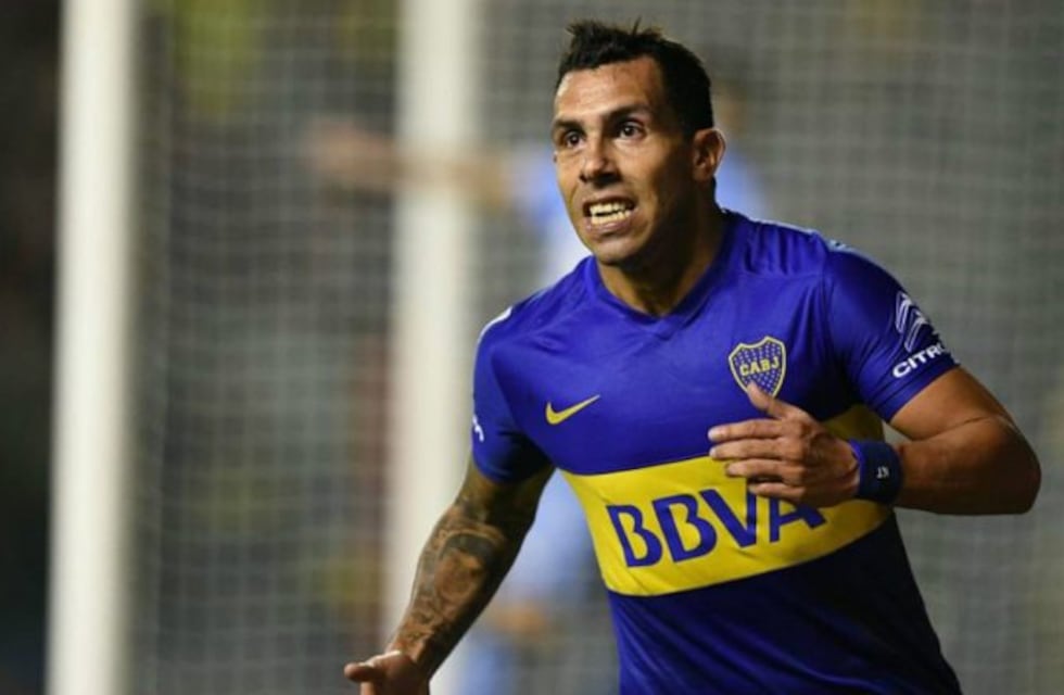 Carlos Tevez volvió a las redes sociales con un gracioso video junto a sus hijas