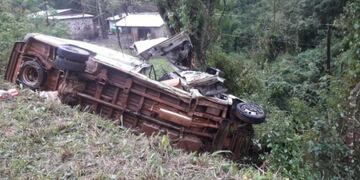 La Sprinter terminó a un costado de la banquina\u002E