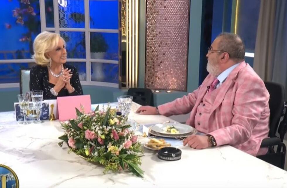 Lanata tomó una medida "particular" para evitar el coronavirus en la mesa de Mirtha