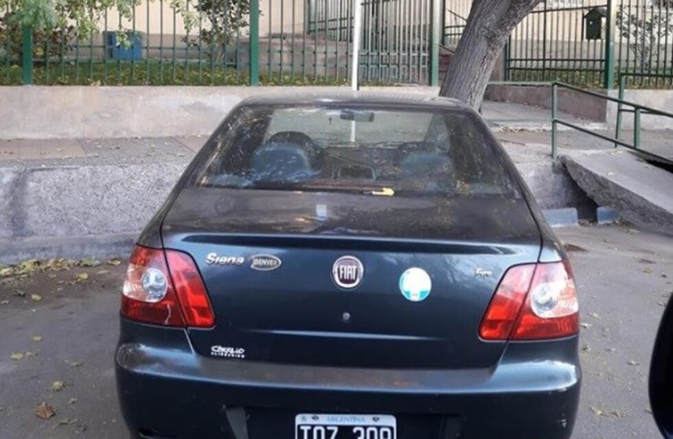 Abuso de autoridad: el funcionario municipal mendocino que estaciona en un lugar donde no debe