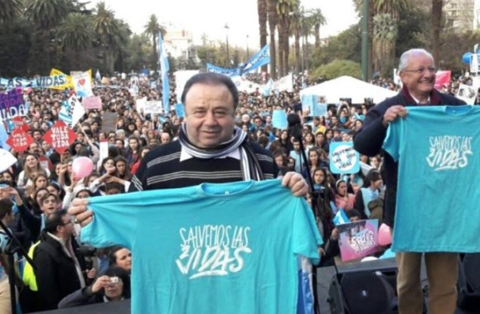 Polémica: saldrán 40 mil fieles a la calle contra el aislamiento obligatorio en Mendoza