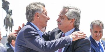 Macri y Fernández juntos\u002E
