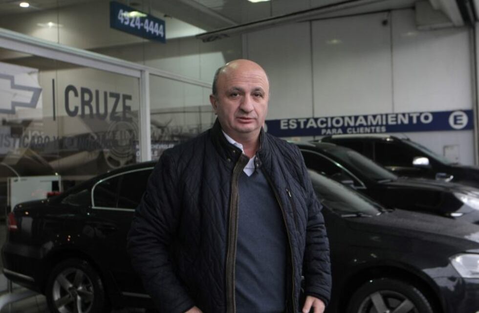 El presidente de Lanús aseguró que el fútbol argentino arrancará "sí o sí" el próximo fin de semana